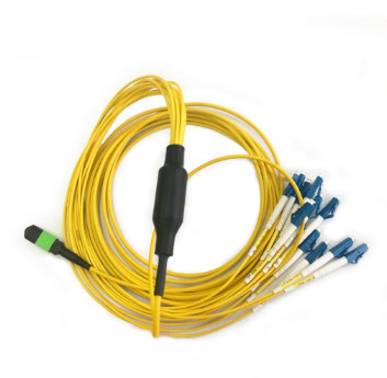 12 الحبل موصل MPO / UPC LC / UPC الألياف البصرية التصحيح الحبل الأصفر