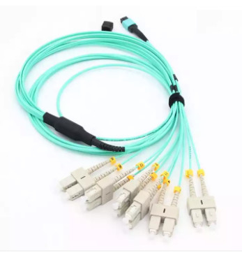 8 12 Core MPO MM OM3 OM4 أنثى إلى سلك تصحيح الألياف البصرية LC
